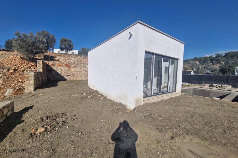 Bodrum Yalıçiftlik' te Satılık Havuzlu Müstakil Villa