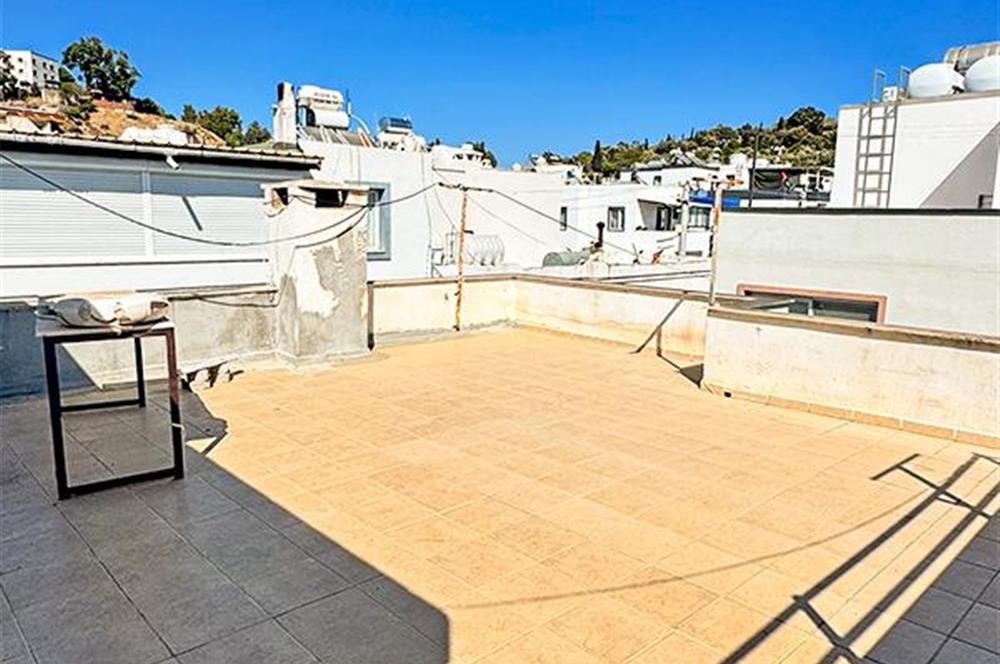BODRUM TURGUTREİS AKÇAALANDA GENİŞ TERASLI FIRSAT DAİRE
