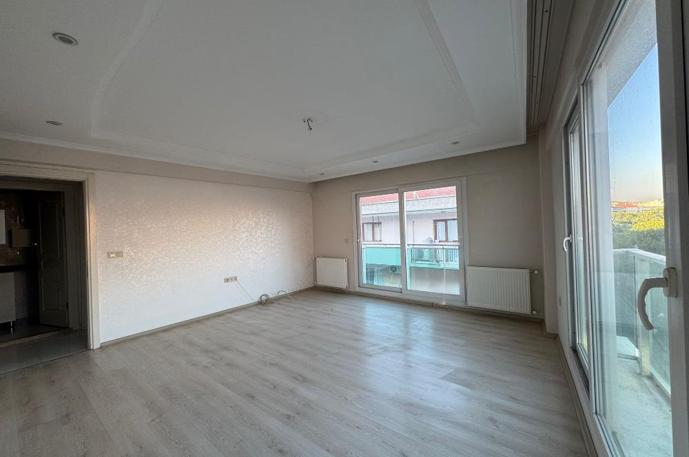 Karşıyaka Şemikler'de Merkezi Konumda Boş 2+1 Satılık Daire