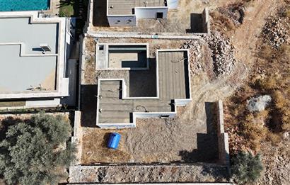 Bodrum Yalıçiftlik' te Satılık Havuzlu Müstakil Villa