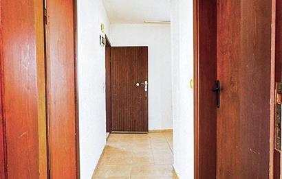 BODRUM TURGUTREİS AKÇAALANDA GENİŞ TERASLI FIRSAT DAİRE