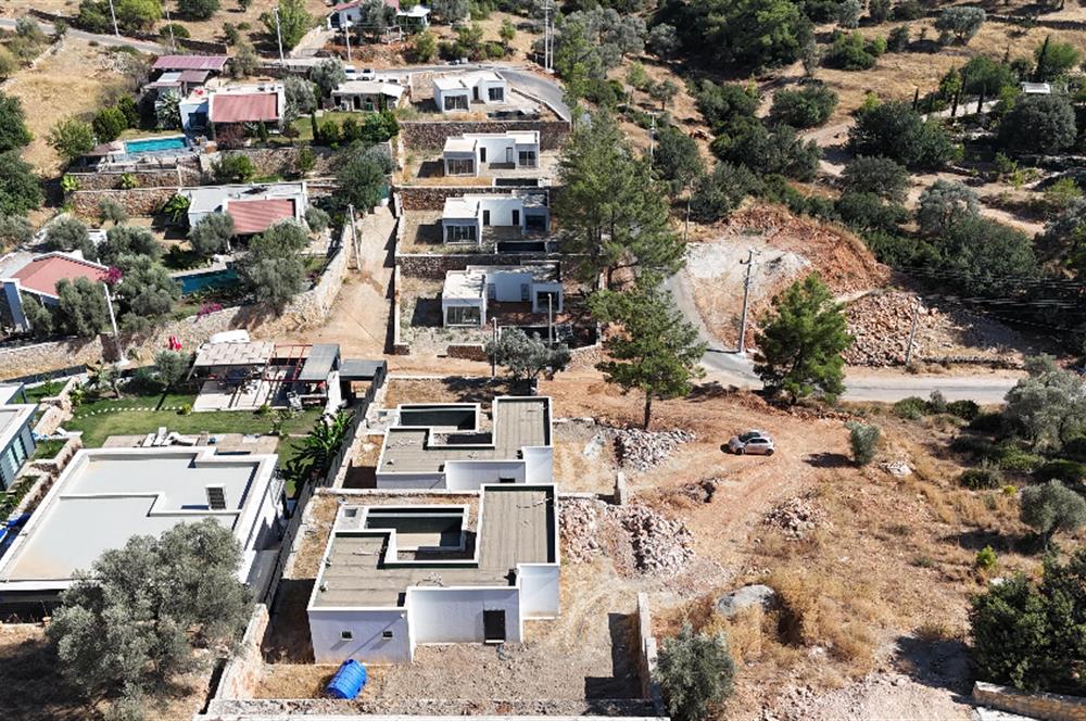 Bodrum Yalıçiftlik' te Satılık Havuzlu Müstakil Villa