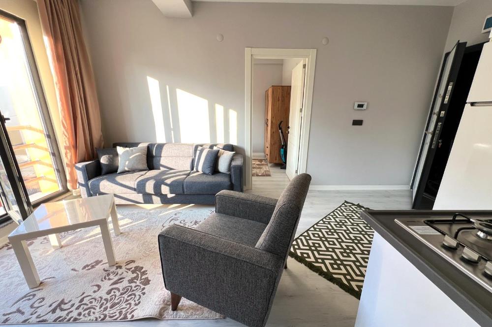 10 BURDA AVM'YE 5 DK ARA KAT 1+1 EŞYALI KLİMALI SATILIK DAİRE