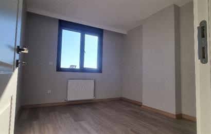 Maltepe Küçükyalıda 3+1 Çatı Dubleksi Adalar Manzaralı!