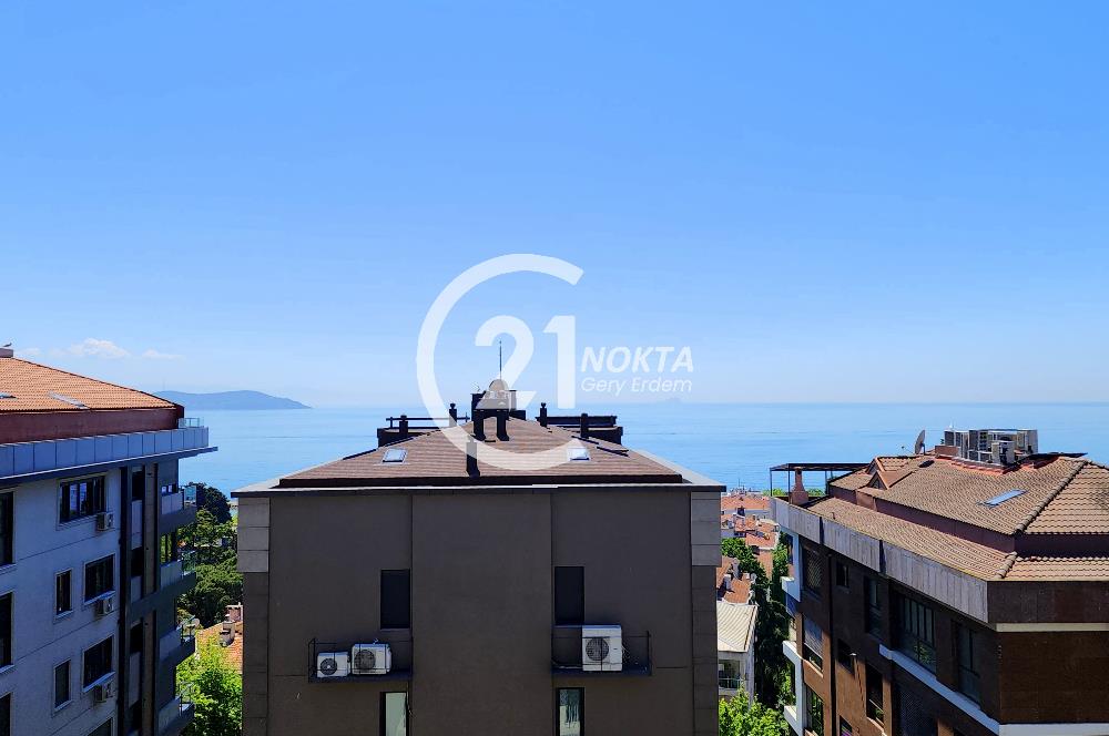 CADDEBOSTAN SAHİLDE DENİZ MANZARALI TERASLI 230 m2 DUBLEX