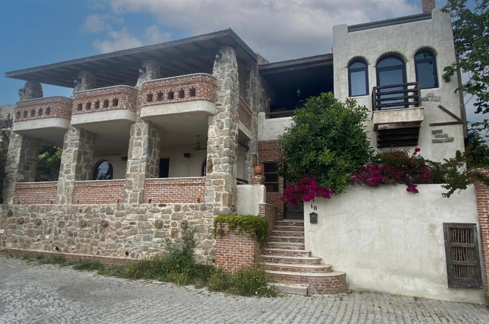 Bodrum Yalıkavak Geriş Deniz Manzaralı Satılık Orjinal Taş Villa