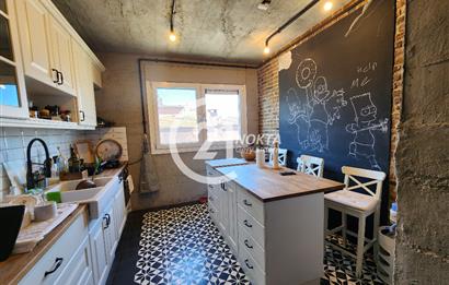 CADDEBOSTAN SAHİLDE DENİZ MANZARALI TERASLI 230 m2 DUBLEX