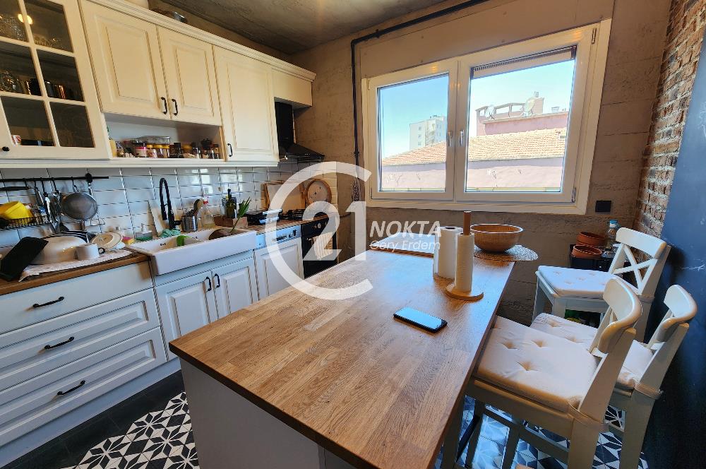 CADDEBOSTAN SAHİLDE DENİZ MANZARALI TERASLI 230 m2 DUBLEX