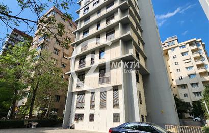 CADDEBOSTAN SAHİLDE DENİZ MANZARALI TERASLI 230 m2 DUBLEX