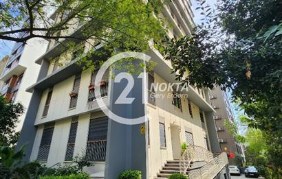 CADDEBOSTAN SAHİLDE DENİZ MANZARALI TERASLI 230 m2 DUBLEX