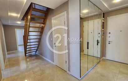 SUADİYE MİNİBÜS CADDESİNDE METROYA YAKIN TERASLI 7+2 380 m2 DBLX