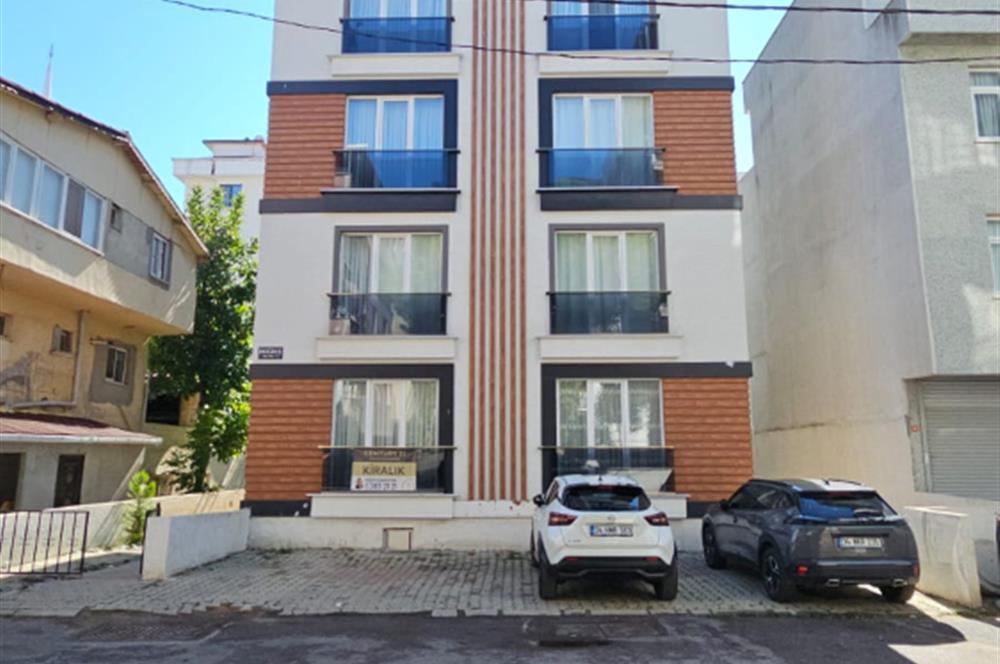 Kartal Topselvi Mahallesi'nde Metroya Yakın Kiralık 2+1 Daire