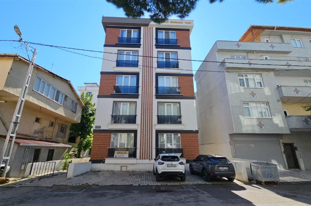 Kartal Topselvi Mahallesi'nde Metroya Yakın Kiralık 2+1 Daire