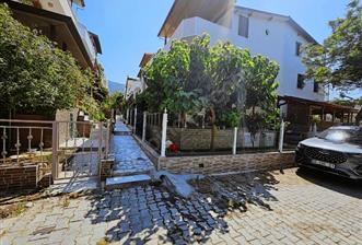 🏡 ÖZDERE’DE DENİZE 100 METREDE BAHÇELİ, TERASLI 3+1 VİLLA!