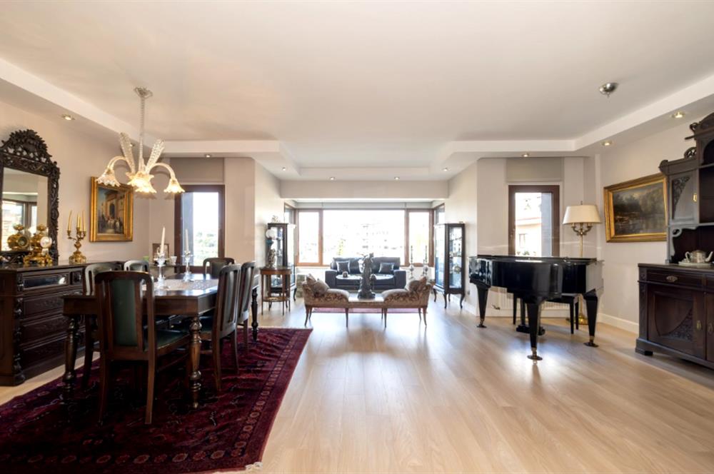 BEYKOZ GÖKSU EVLERİ 5+2 ÖZEL YAPIM BOĞAZ MANZARALI SATILIK VİLLA