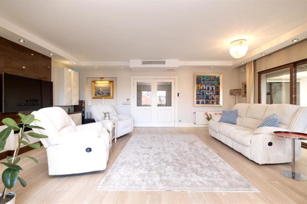 BEYKOZ GÖKSU EVLERİ 5+2 ÖZEL YAPIM BOĞAZ MANZARALI SATILIK VİLLA