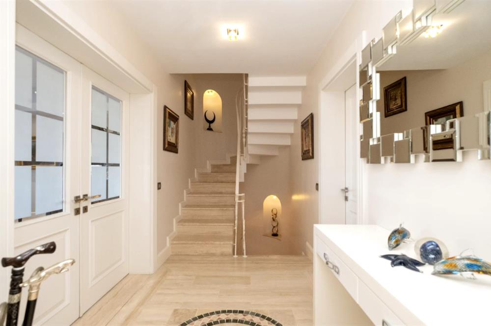 BEYKOZ GÖKSU EVLERİ 5+2 ÖZEL YAPIM BOĞAZ MANZARALI SATILIK VİLLA