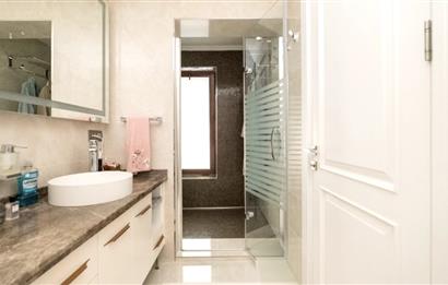 BEYKOZ GÖKSU EVLERİ 5+2 ÖZEL YAPIM BOĞAZ MANZARALI SATILIK VİLLA