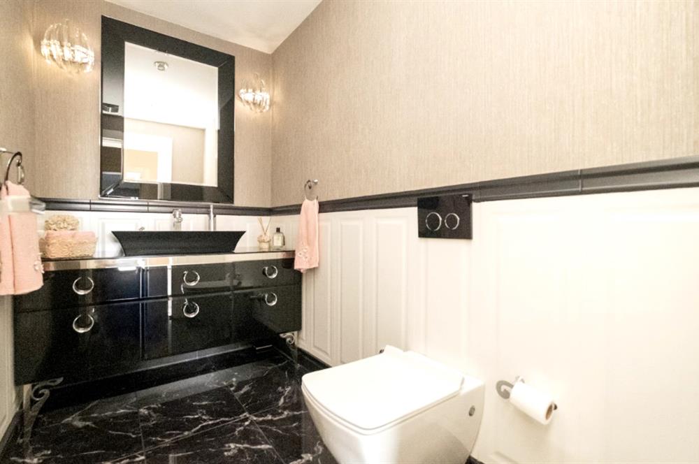 BEYKOZ GÖKSU EVLERİ 5+2 ÖZEL YAPIM BOĞAZ MANZARALI SATILIK VİLLA