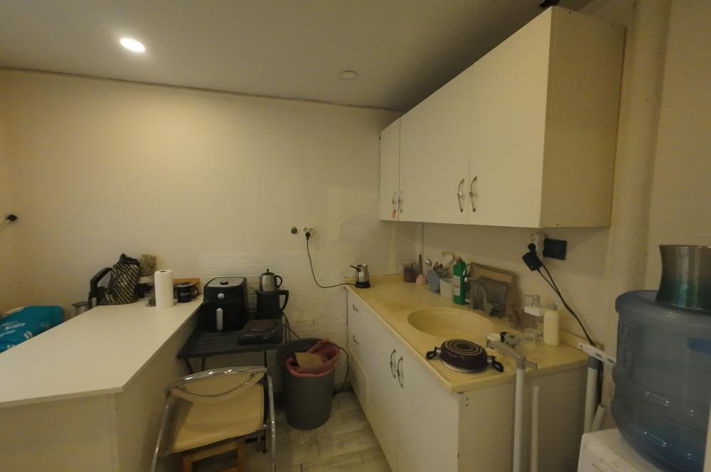 BOSTANLI 'NIN KALBİNDE BATAR KATLI 140m2 SATILIK DÜKKAN
