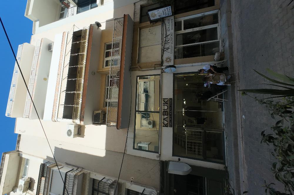 BOSTANLI 'NIN KALBİNDE BATAR KATLI 140m2 SATILIK DÜKKAN