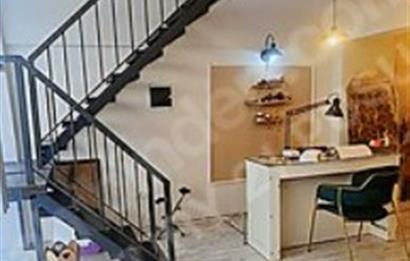 BOSTANLI 'NIN KALBİNDE BATAR KATLI 140m2 SATILIK DÜKKAN