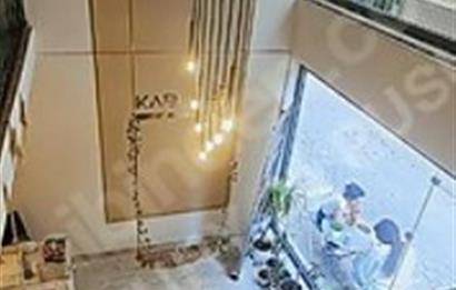 BOSTANLI 'NIN KALBİNDE BATAR KATLI 140m2 SATILIK DÜKKAN