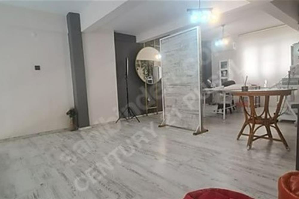 BOSTANLI 'NIN KALBİNDE BATAR KATLI 140m2 SATILIK DÜKKAN