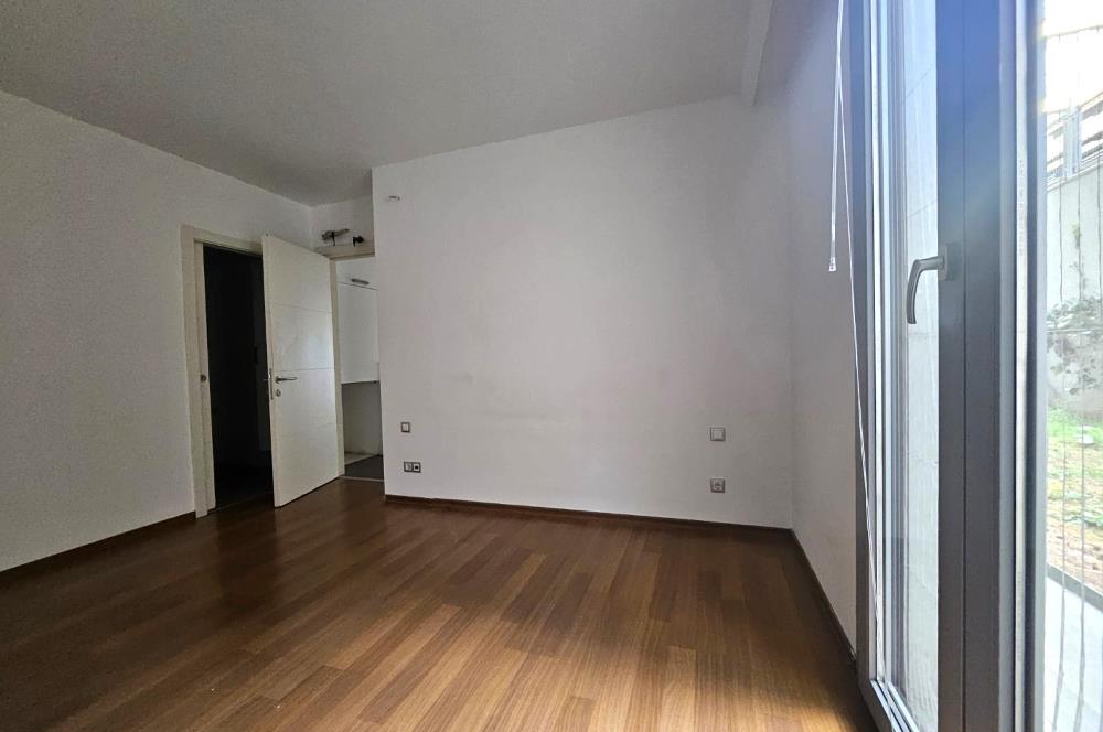 Zekeriyaköy Siteler Koç Batı Yurdu Karşısı BOŞ SATILIK Daire