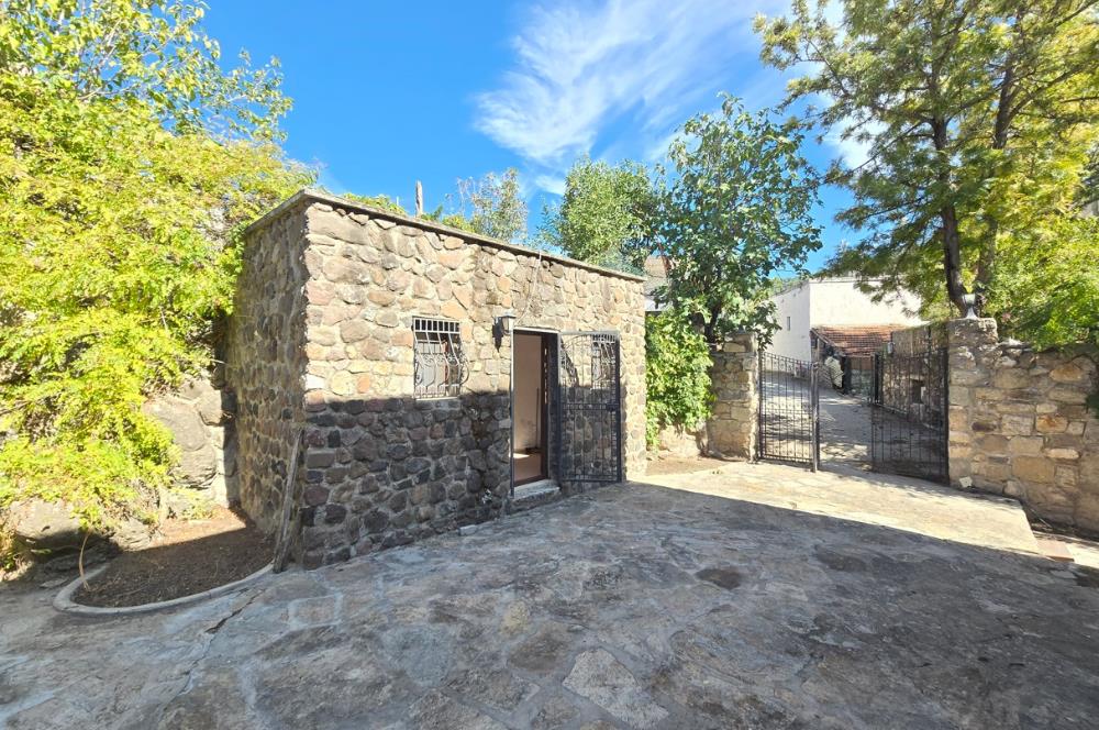 Yalıkavak Gökçebel’de 19. Yüzyıl Orjinal Taş Mimarisine Sahip Müstakil Taş Villa ve Arsası