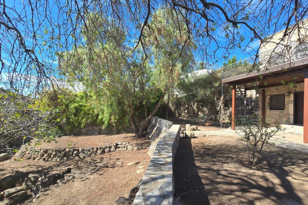 Yalıkavak Gökçebel’de 19. Yüzyıl Orjinal Taş Mimarisine Sahip Müstakil Taş Villa ve Arsası