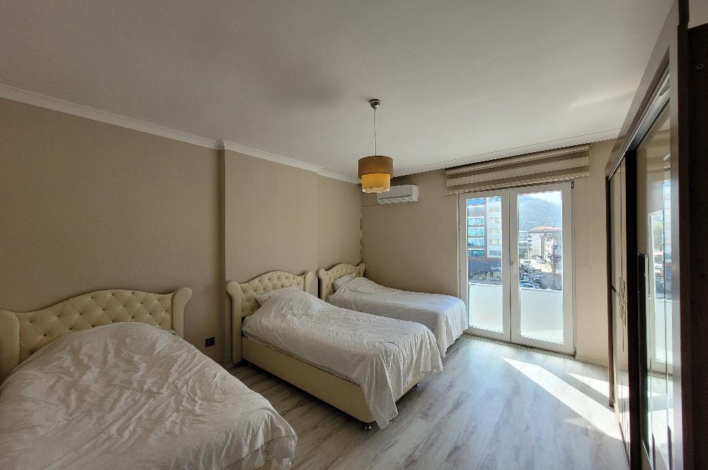 KAŞÜSTÜ ANA CADDE ÜZERİNDE 3+1 SATILIK DAiRE