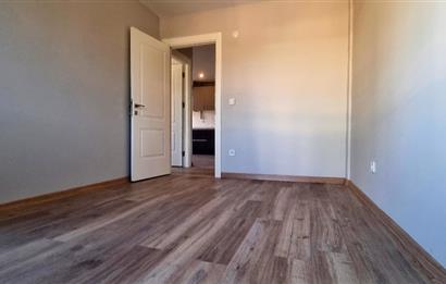 Maltepe Küçükyalıda 2+1 Ara Kat Satılık Sıfır Daire