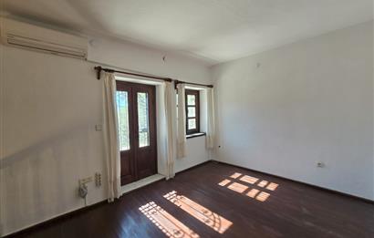 Yalıkavak Gökçebel’de 19. Yüzyıl Orjinal Taş Mimarisine Sahip Müstakil Taş Villa ve Arsası