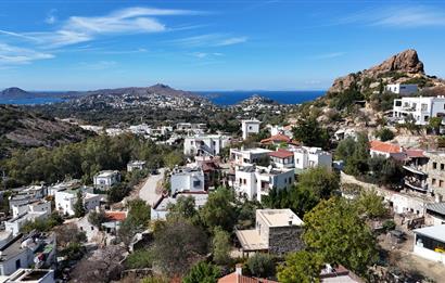 Yalıkavak Gökçebel’de 19. Yüzyıl Orjinal Taş Mimarisine Sahip Müstakil Taş Villa ve Arsası
