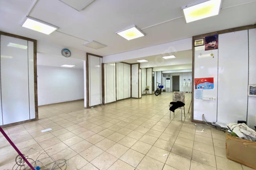 Çaybaşı'nda İşlek Cadde Üzeri 260 m² Dükkan