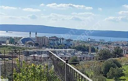 ÇANAKKALE MERKEZDE SİTE İÇİ BOĞAZ MANZARALI TRİPLEKS BOŞ VİLLA