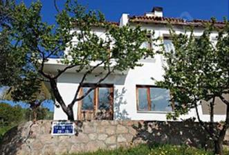 ÇANAKKALE MERKEZDE SİTE İÇİ BOĞAZ MANZARALI TRİPLEKS BOŞ VİLLA