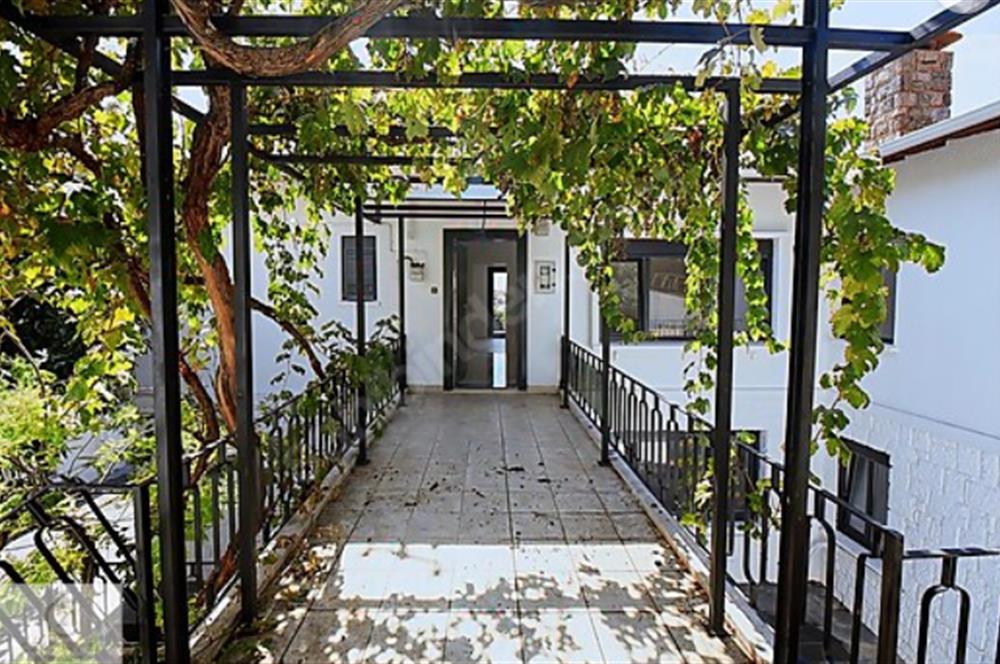 SARIYER YENİKÖY DE MÜSTAKİL 5+1 VİLLA!