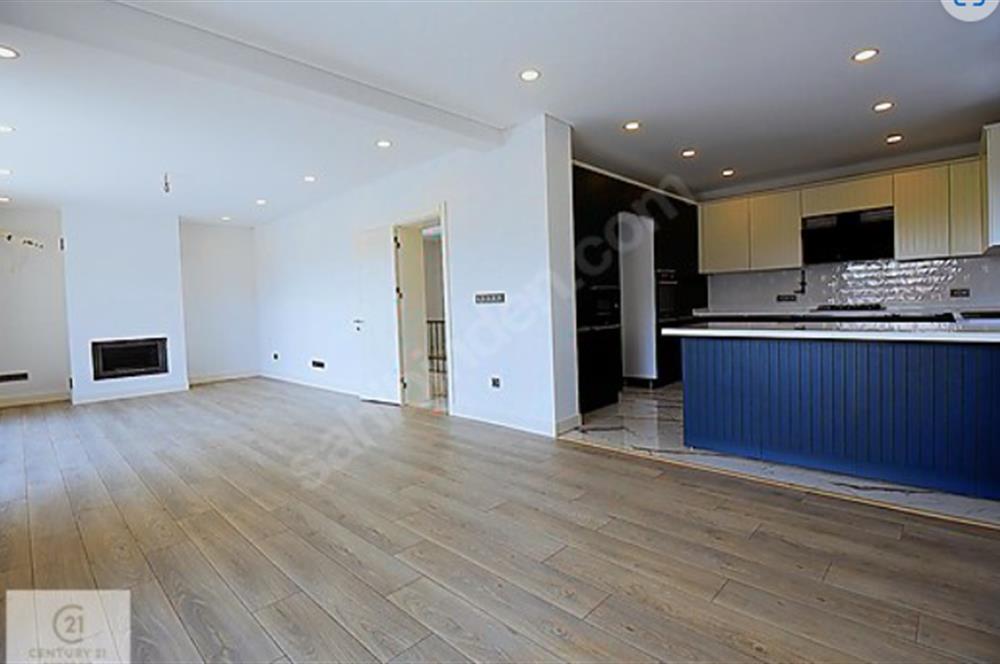 SARIYER YENİKÖY DE MÜSTAKİL 5+1 VİLLA!