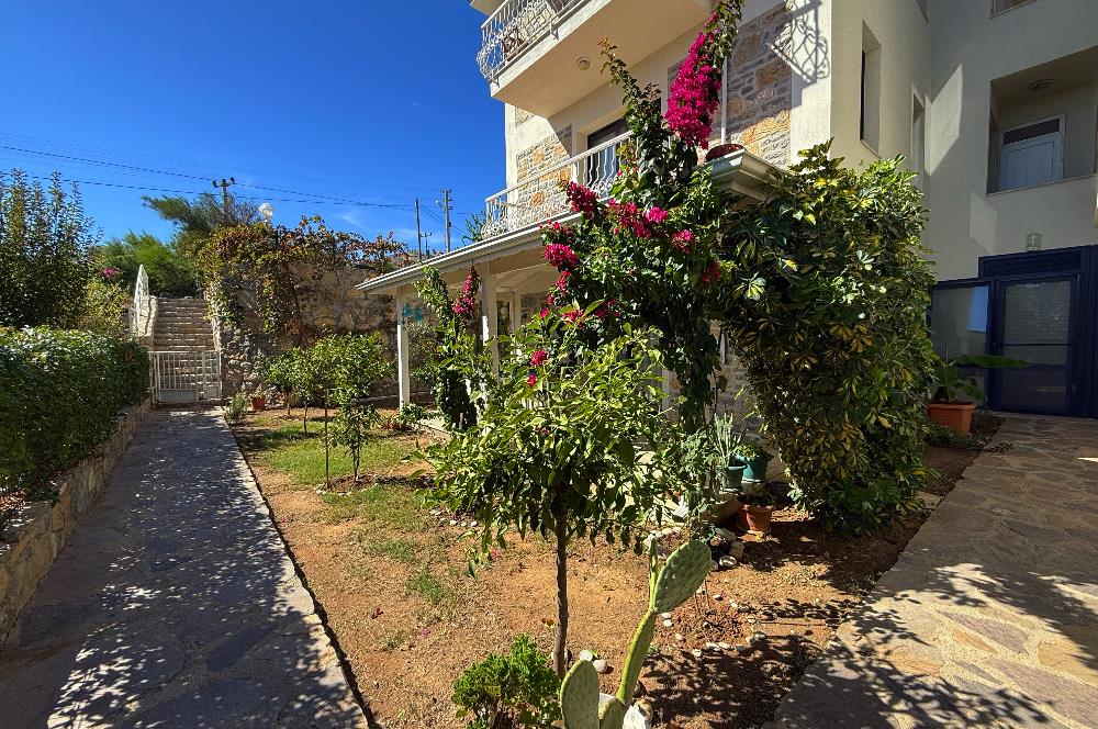 Datça Burgaz Yolu | Satılık 3+1 Geniş Bahçeli Daire