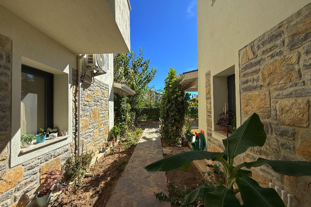 Datça Burgaz Yolu | Satılık 3+1 Geniş Bahçeli Daire