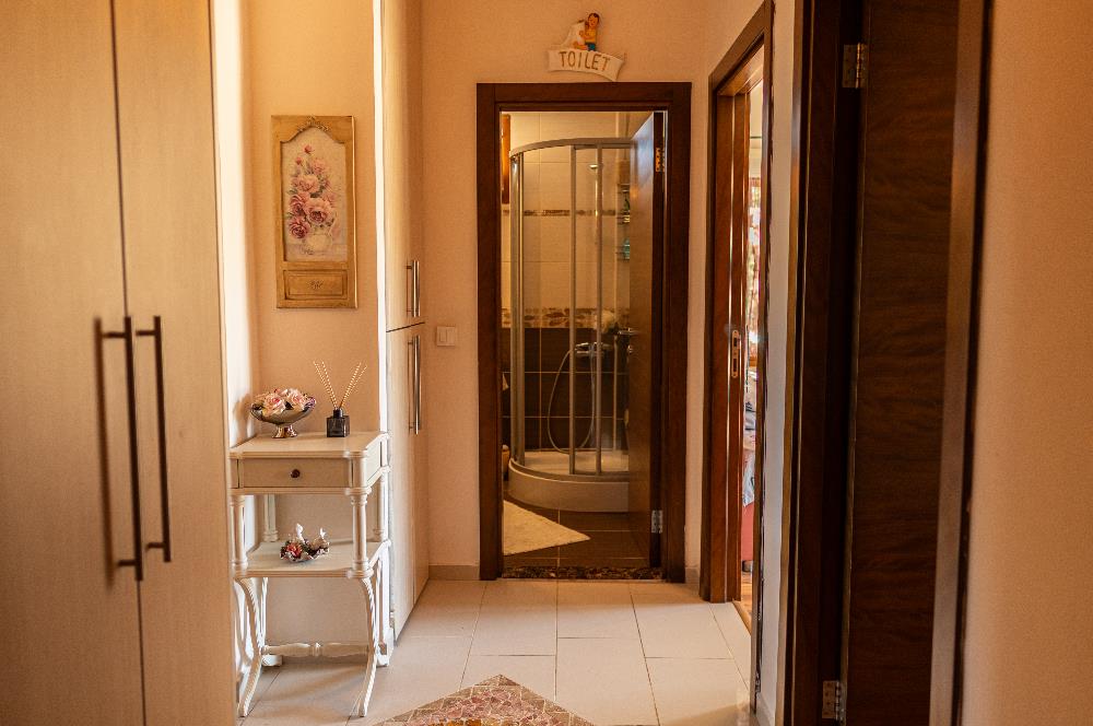 Bodrum Eskiçeşme'de Havuzlu Butik Sitede, Oasis Avm'ye ve Marketlere Yürüme Mesafesinde 2+1
