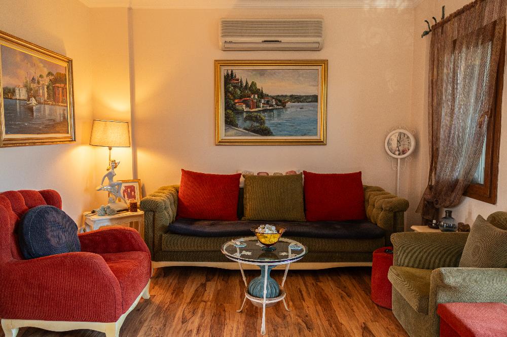 Bodrum Eskiçeşme'de Havuzlu Butik Sitede, Oasis Avm'ye ve Marketlere Yürüme Mesafesinde 2+1