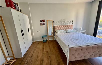 Panoramik Deniz Manzaralı Eşyalı 3 Odalı Daire