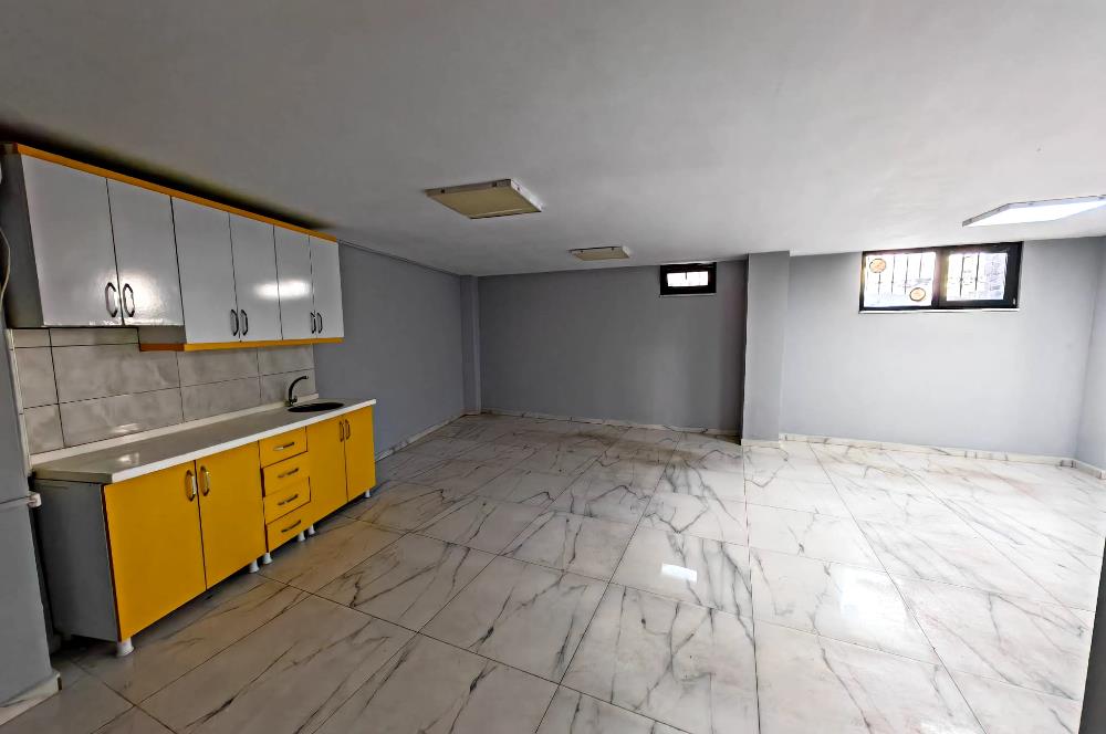 Sefaköy'de Kiralık Cadde Üzeri Kiralık Dükkan 