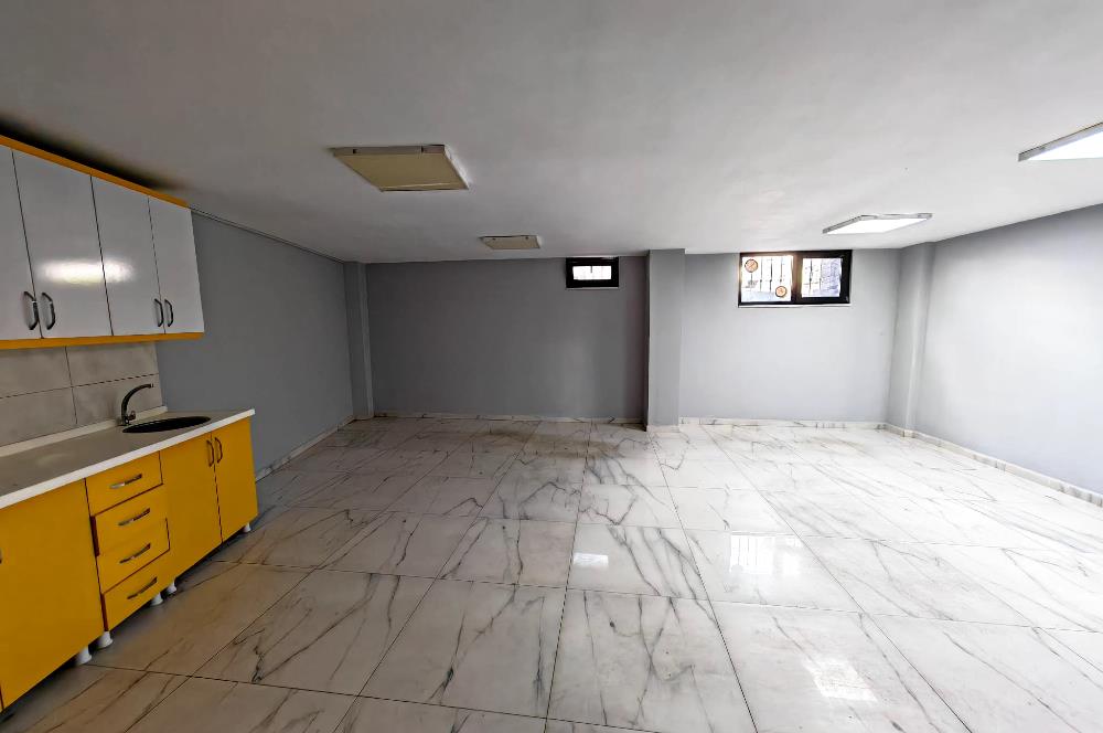 Sefaköy'de Kiralık Cadde Üzeri Kiralık Dükkan 