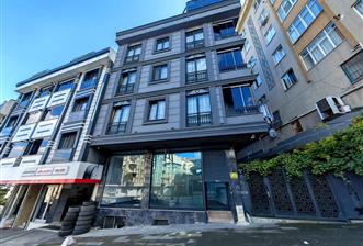 Sefaköy'de Kiralık Cadde Üzeri Kiralık Dükkan 