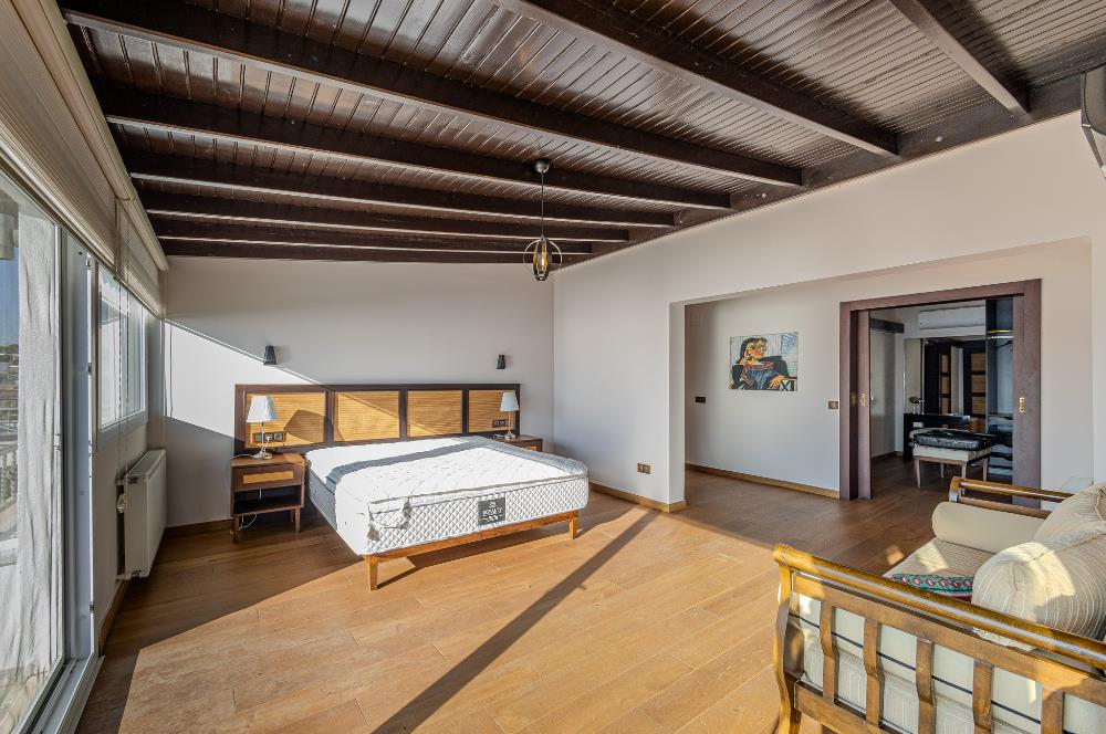 Yalıkavak'ta Deniz Manzaralı 6+2 Özel Havuzlu Villa