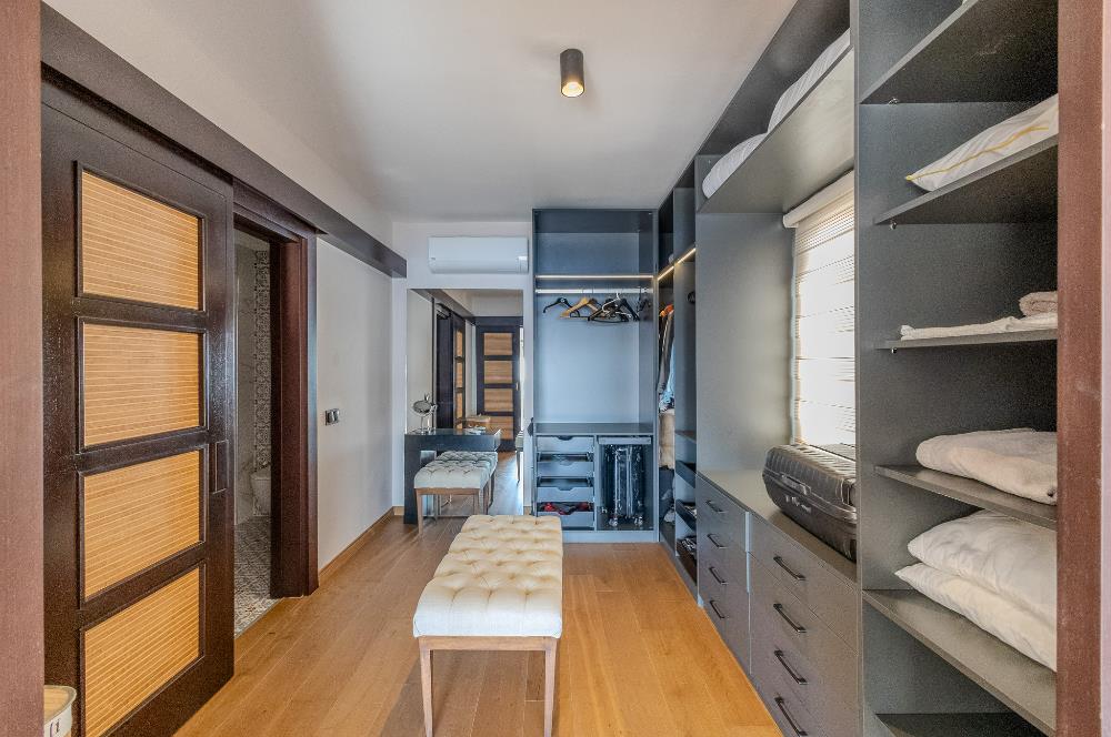 Yalıkavak'ta Deniz Manzaralı 6+2 Özel Havuzlu Villa